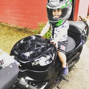 Meet your Posher, Miles